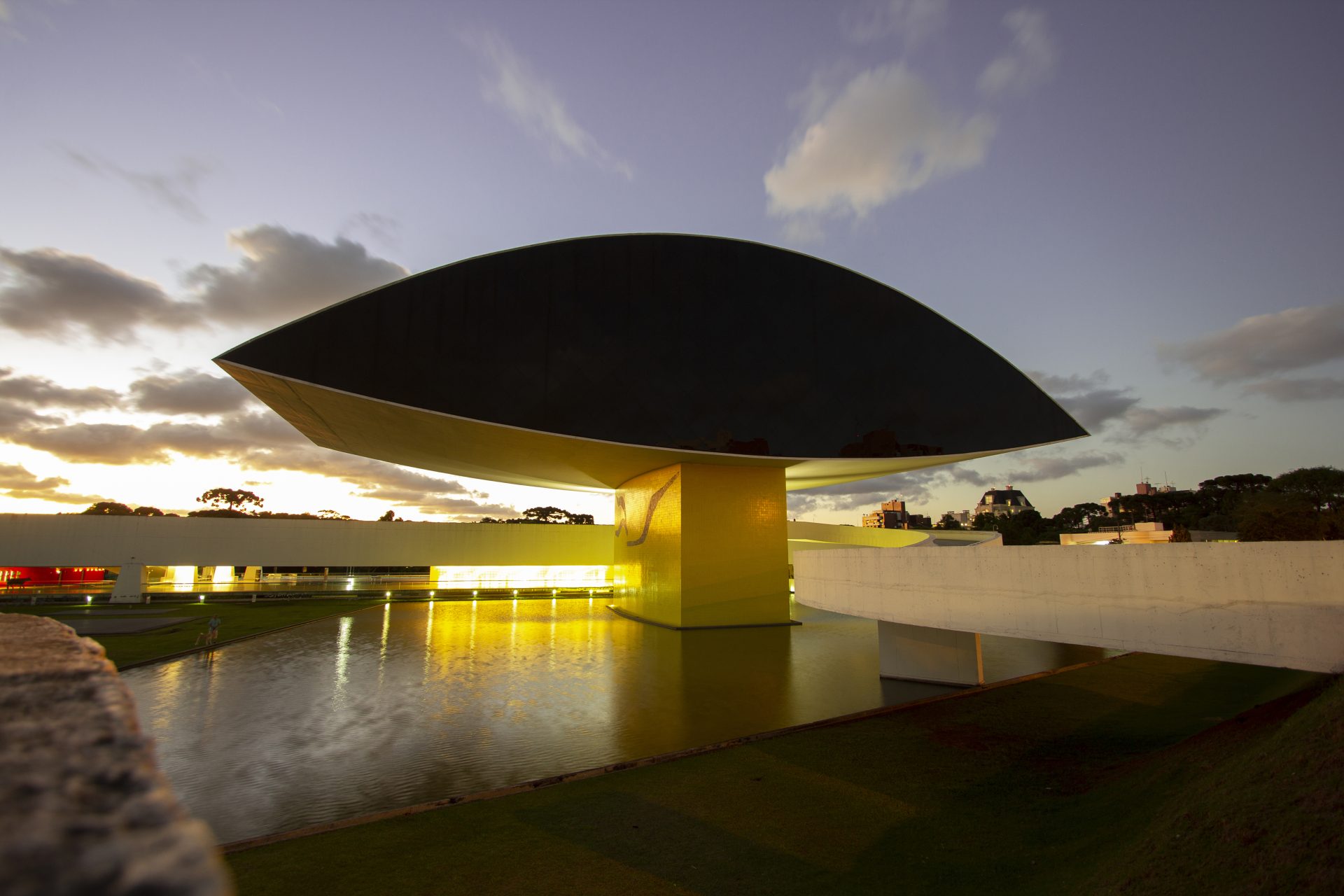 Museu Oscar Niemeyer (MON.) em Curitiba, Paraná.